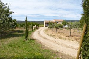 The entrance of the Bastide Landesson